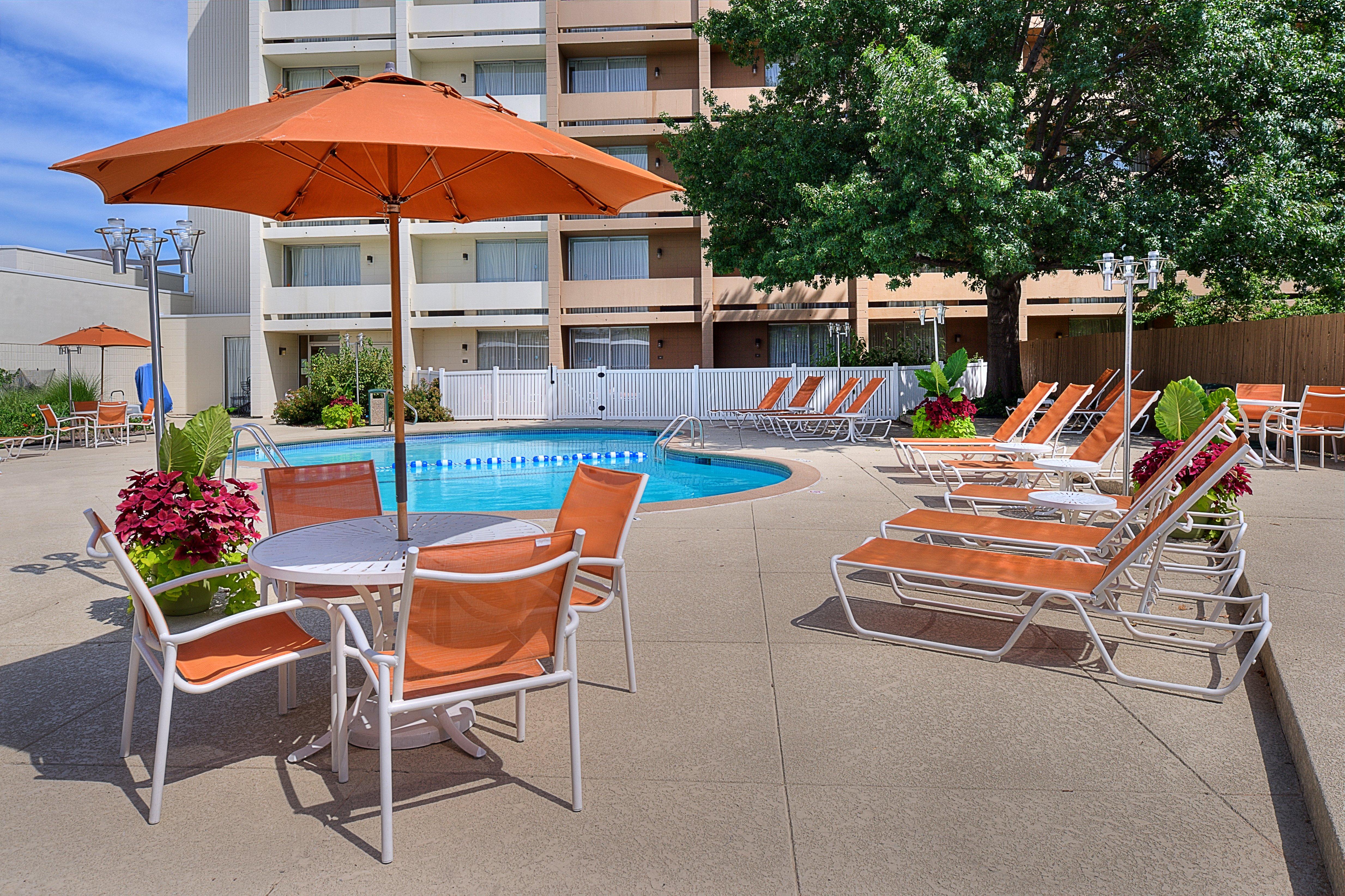 Forest Park Hotel Clifton Heights Exterior photo